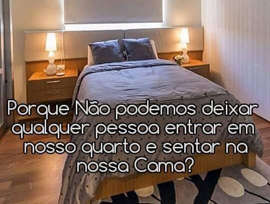 Oiii pessoal 💗 Comentem aqui o que tem no quarto com sua inicial! 😆