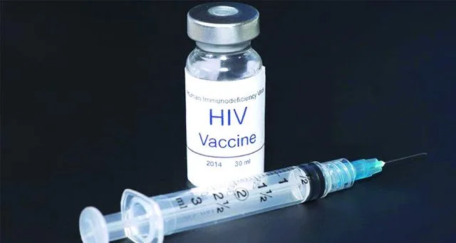 CIENTISTAS FRANCESES CONSEGUEM REMOVER COMPLETAMENTE O HIV DE CÉLULAS INFECTADAS.