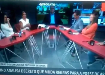 Jornalismo da Globo é interrompido pelo gemidão do Whatsapp