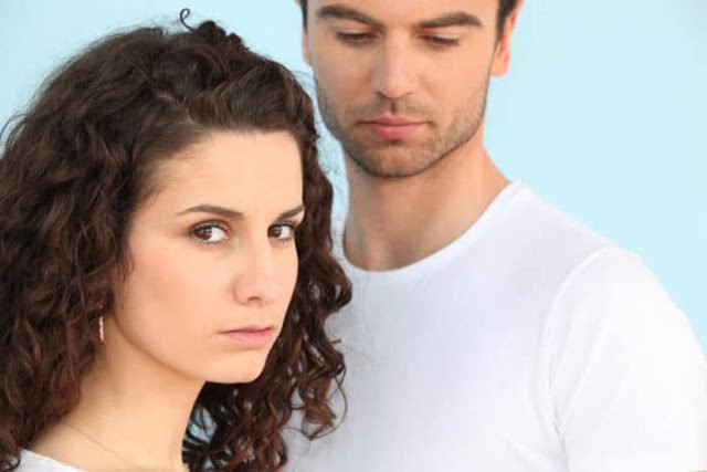 ESTUDO APONTA QUE UM CASAMENTO DURADOURO DEPENDE DA MULHER SE MANTER CALMA.