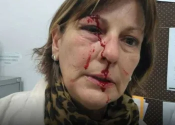 Professora agredida faz carta à ministra Damares pedindo respeito