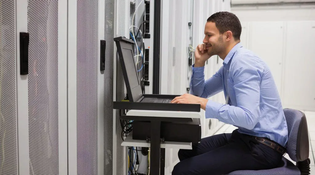 VAGAS P/ ANALISTA DE T.I – R$ 2.000,00 + BENEFÍCIOS – VT + VR