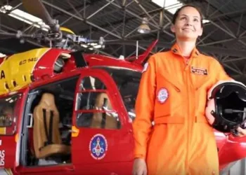 Quem é a pilota dos Bombeiros que fez resgate incrível em Brumadinho