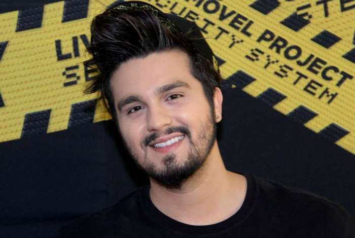 Luan Santana e Biquíni Cavadão agitam Campo Grande