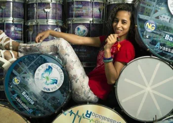 Pela primeira vez, uma mulher será mestre de bateria no carnaval do Rio