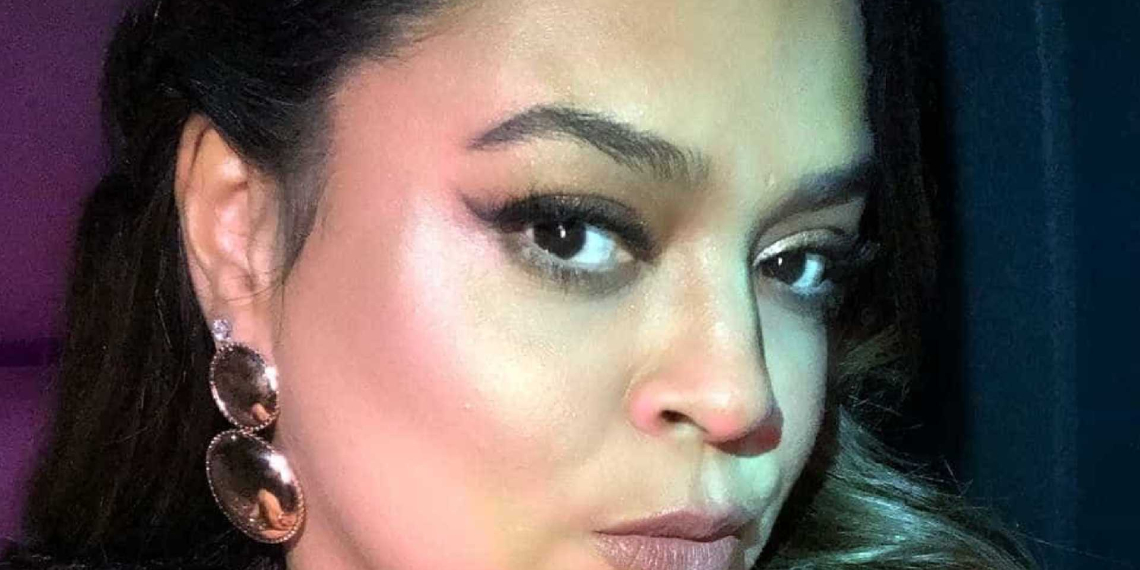 CANTORA PASSA MAL E É LEVADA AS PRESSAS PARA O HOSPITAL