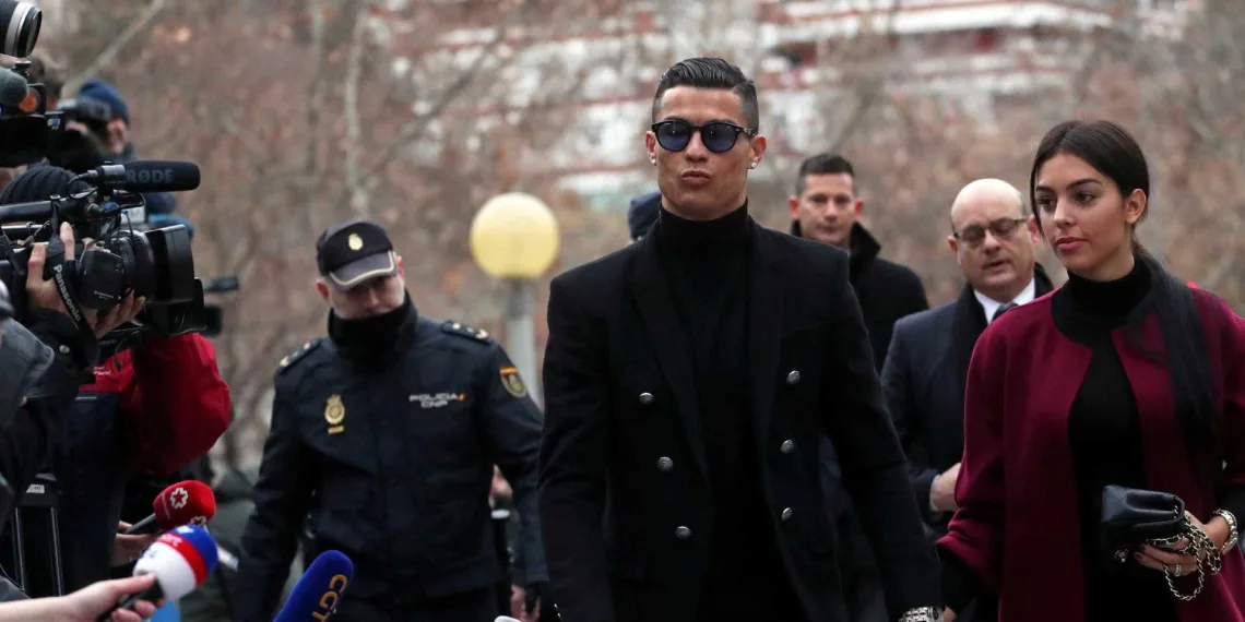 CRISTIANO RONALDO É CONDENADO A 23 MESES DE PRISÃO