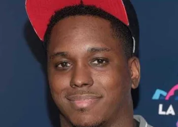 Comediante  morre aos 32 anos durante férias no México