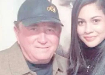 Cantor Amado Batista está namorando estudante de 19 anos