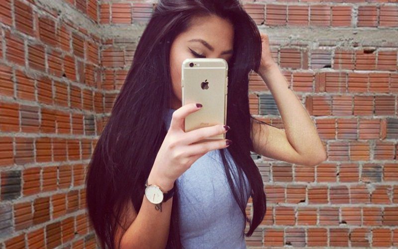 Aumenta número de pessoas que deixam de rebocar a parede para comprar iPhone