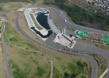 Piscinão em Bairro passa a abrir durante a semana