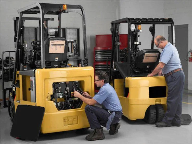 VAGAS P/ MECÂNICO DE EMPILHADEIRA – R$ 2.319,00 + BENEFÍCIOS