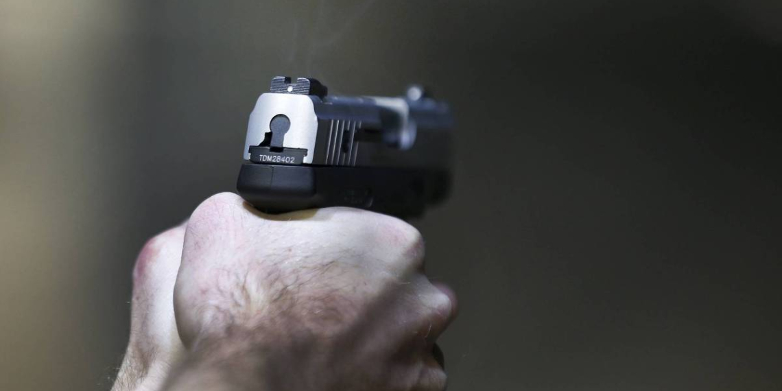 Mulheres relatam agressões sofridas no passado um dia após flexibilização da posse