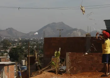 ‘MEU PAI ENTROU NO TRÁFICO PARA EU VIRAR ADVOGADO’