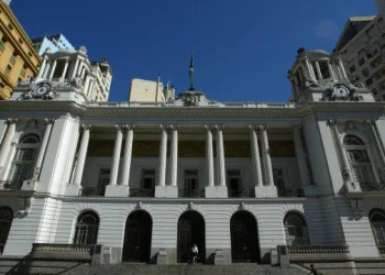 Vereadores do Rio não se entendem sobre comando da Comissão de Saúde