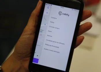 Cabify fecha parceria com Easy Taxi e lança categoria de táxis no Rio de Janeiro