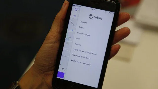 Cabify fecha parceria com Easy Taxi e lança categoria de táxis no Rio de Janeiro