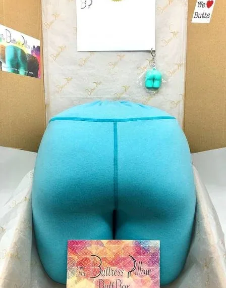 Travesseiro em formato de nádegas turbinadas é criado para garantir sonos mais tranquilos