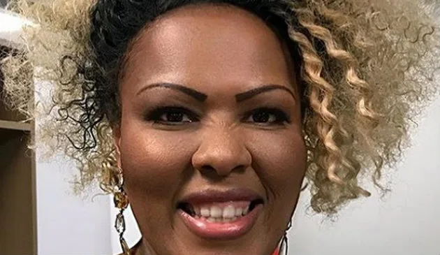 Morre cantora do Fat family