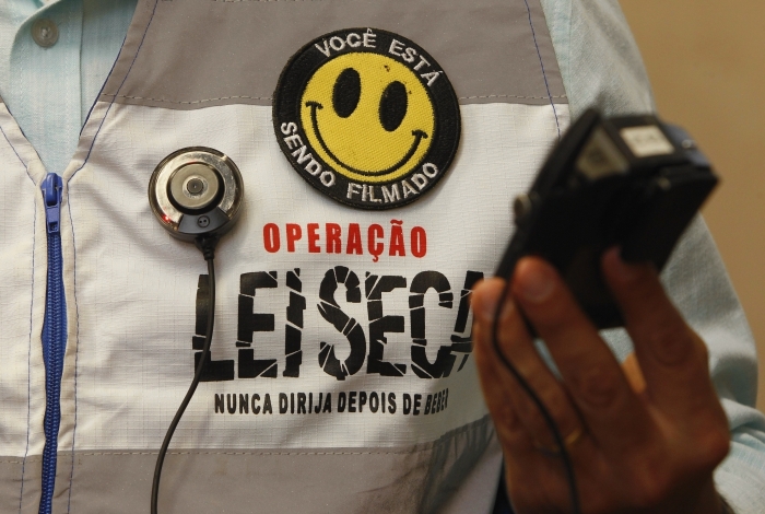 Além do bafômetro, Lei Seca pode ter drogômetro