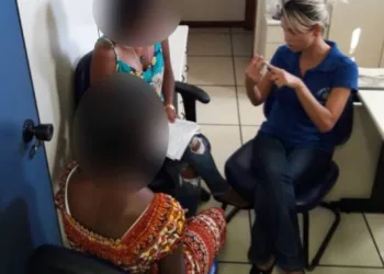 Adolescente surda-muda é vítima de estupro coletivo na Região dos Lagos
