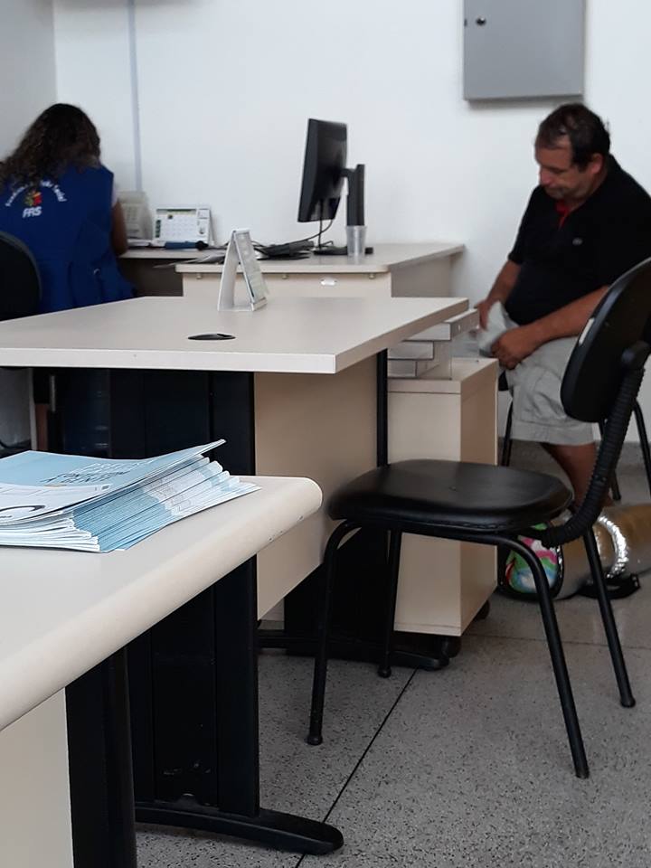 E VOCÊ RECLAMANDO DA VIDA….LEIA