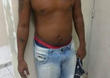 SACI É PRESO EM COMUNIDADE NA ZONA OESTE