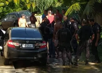 URGENTE!! POLICIAL É BALEADO EM BARRA DE GUARATIBA!!