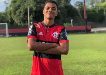 Tragédia no Flamengo: Arthur Vinicius completaria 15 anos neste sábado (9), ele é uma das vítimas fatais