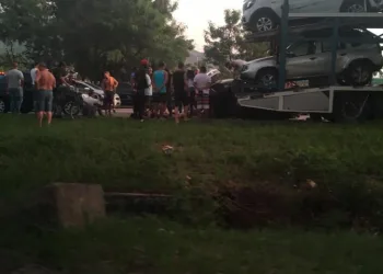 ACIDENTE NA AVENIDA BRASIL!! UM MORTO E VÁRIOS FERIDOS!! (FOTOS)