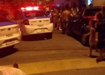 BRIGA E MORTE EM BAIRRO NA ZONA OESTE!!