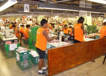 SOUTH VAGAS PARA AUXILIAR DE PRODUÇÃO, CAIXA, AUXILIAR DE SERVIÇOS GERAIS, ENCARREGADO, MOTORISTA, VENDEDOR – COM E SEM EXPERIENCIA