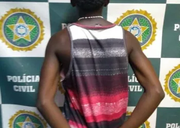 Polícia prende adolescente acusado de estuprar irmãos de 2 e 6 anos de idade no RJ