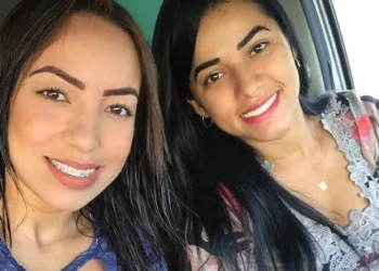 Jovem mata amiga com facada no peito após desentendimento