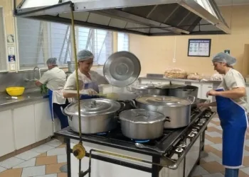 Auxiliar de Cozinha – R$ 1.059,00 – Restaurante