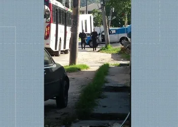 Família é mantida refém por criminosos na Zona Oeste do Rio