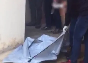 Jovem atira bebê recém-nascida pela janela de apartamento após esconder gravidez