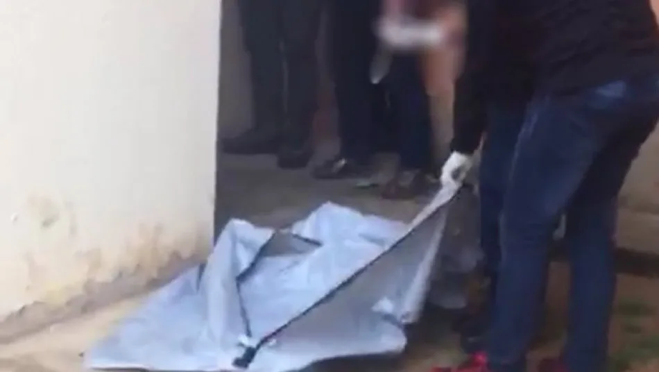 Jovem atira bebê recém-nascida pela janela de apartamento após esconder gravidez