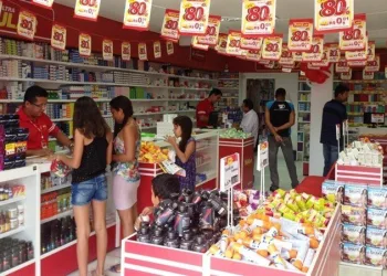 DROGARIAS VAGAS P/ ESTOQUISTA, LIMPEZA, CAIXA, REPOSITOR, ATENDENTE – COM E SEM EXPERIENCIA