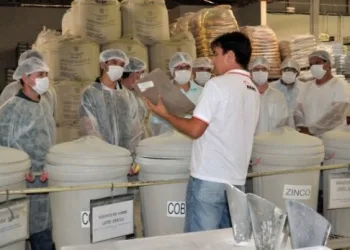 VAGAS P/ ENCARREGADO DE PRODUÇÃO – R$ 3.616,47 + BENEFÍCIOS