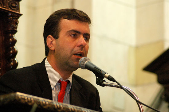 Marcelo Freixo diz que Moro trata as milícias de forma superficial