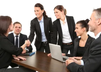VAGAS P/ REPRESENTANTE DE VENDAS – SALÁRIO + BENEFÍCIOS