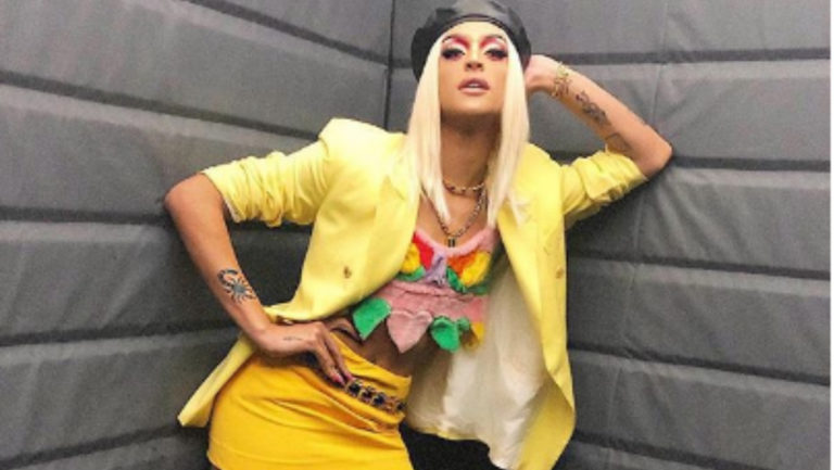 Pabllo Vittar responde processo por Calote
