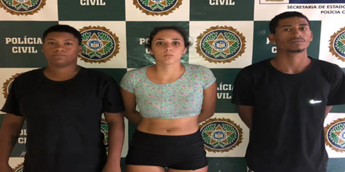 Grupo especializado em roubar motoristas da Uber é preso no RJ!! ESSSSSSSSCRRRAAAAXXXXAAA