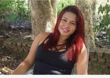 Marido queima parte íntimas da esposa com água quente