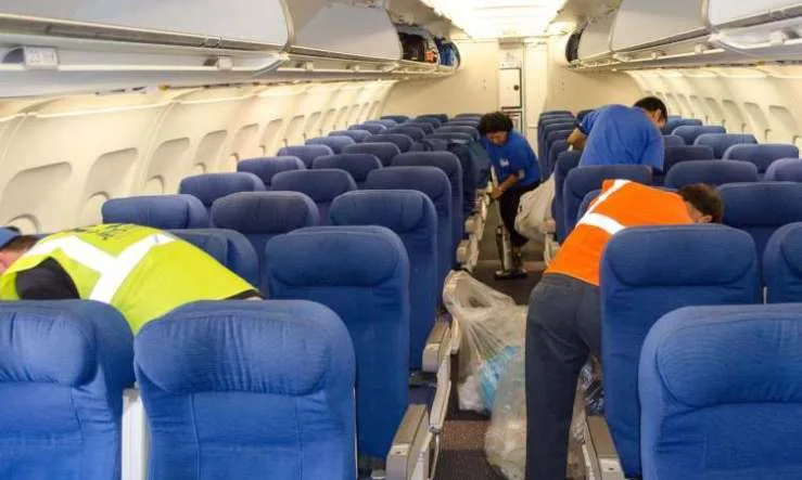 AUXILIAR DE LIMPEZA DE AERONAVES – R$ 1.200,00 – SEM EXPERIENCIA – RIO DE JANEIRO – SANTOS DUMONT