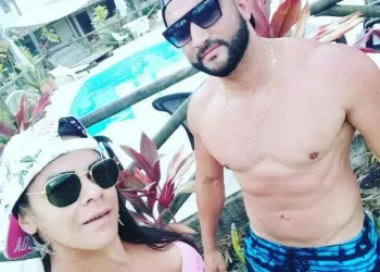 Agente penitenciário mata a namorada e depois comete suicídio em frente da casa da família