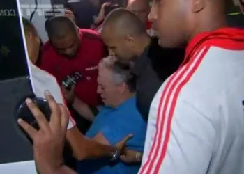 Sem alta prevista de Abel, Flamengo define novo treinador