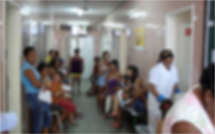 Menino morre em corredor de hospital e família se revolta: Quantas crianças vão ter de morrer?