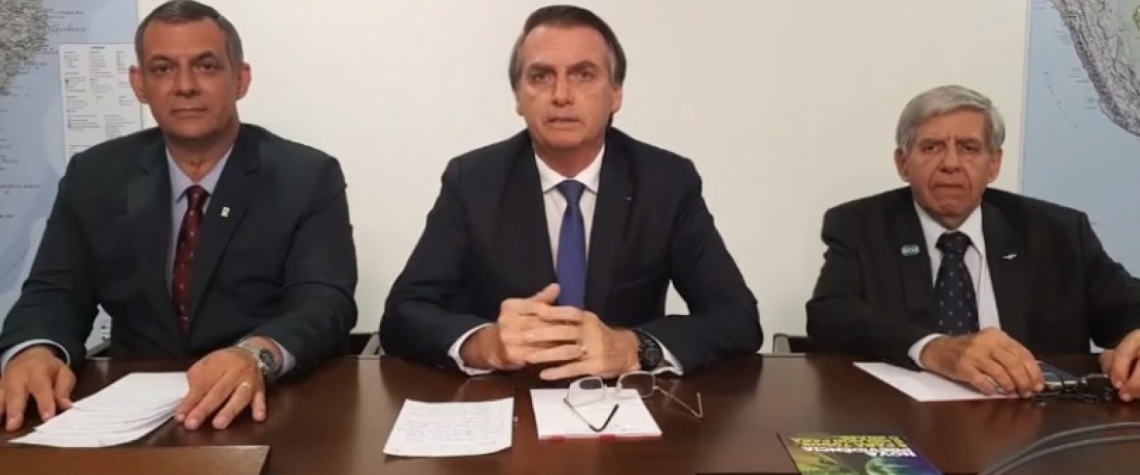 Bolsonaro quer retirar lombadas eletrônicas no país
